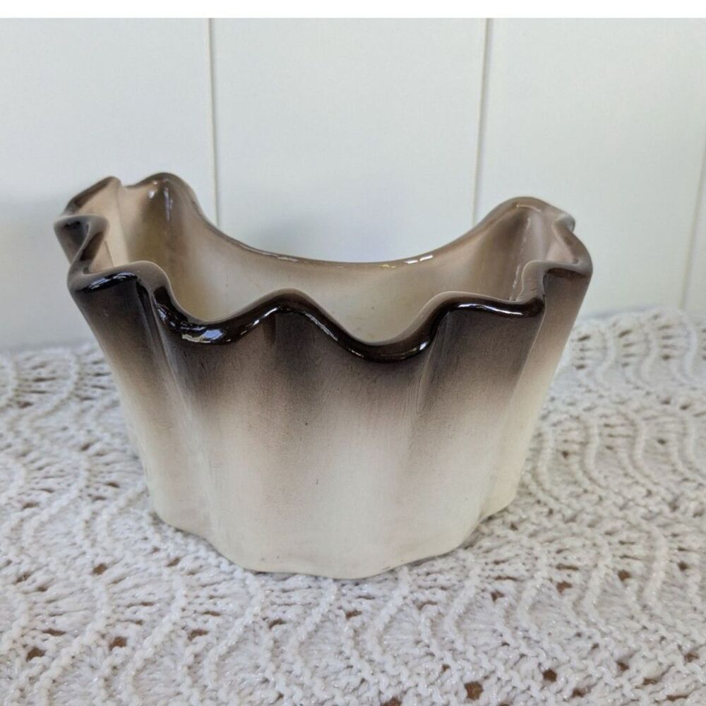 Unique Delee Art Crescent Shaped, Scalloped Edge Pottery Planter